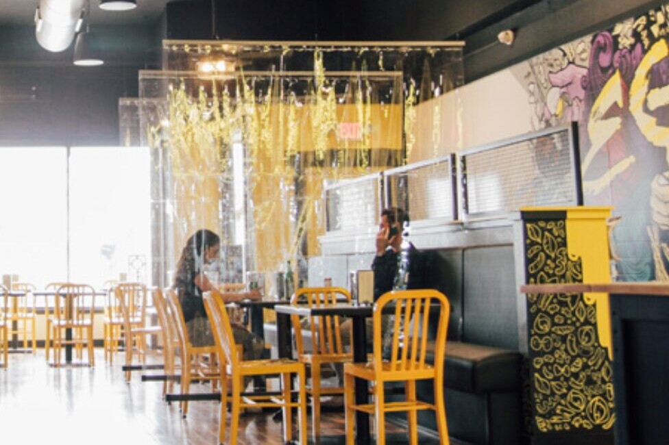 goffs-personal-safety-partition-restaurant-sneeze-guard-table-separater