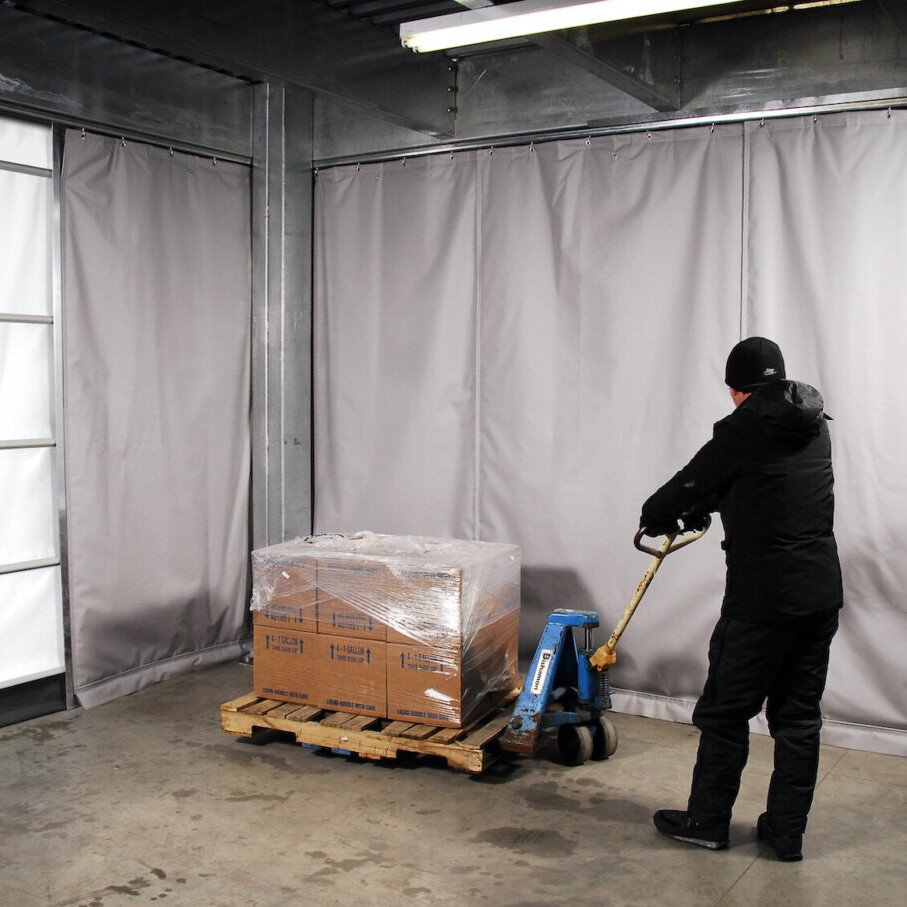 climate-curtains-insulated-curtain-wall-cold-storage-curtains